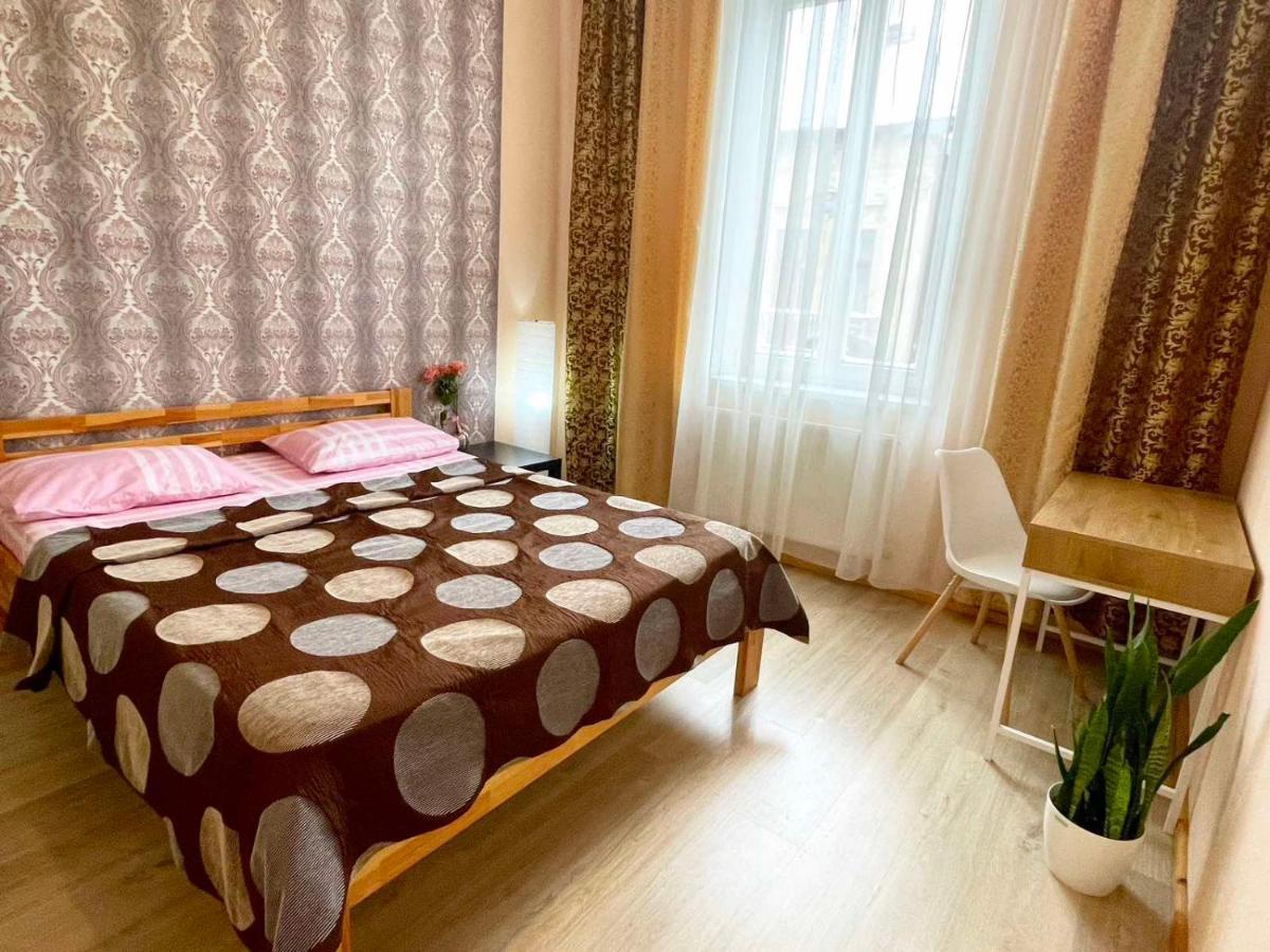 Крехівська 5,Апартаменти В Центрі, Дві Спальні Lwów Zewnętrze zdjęcie