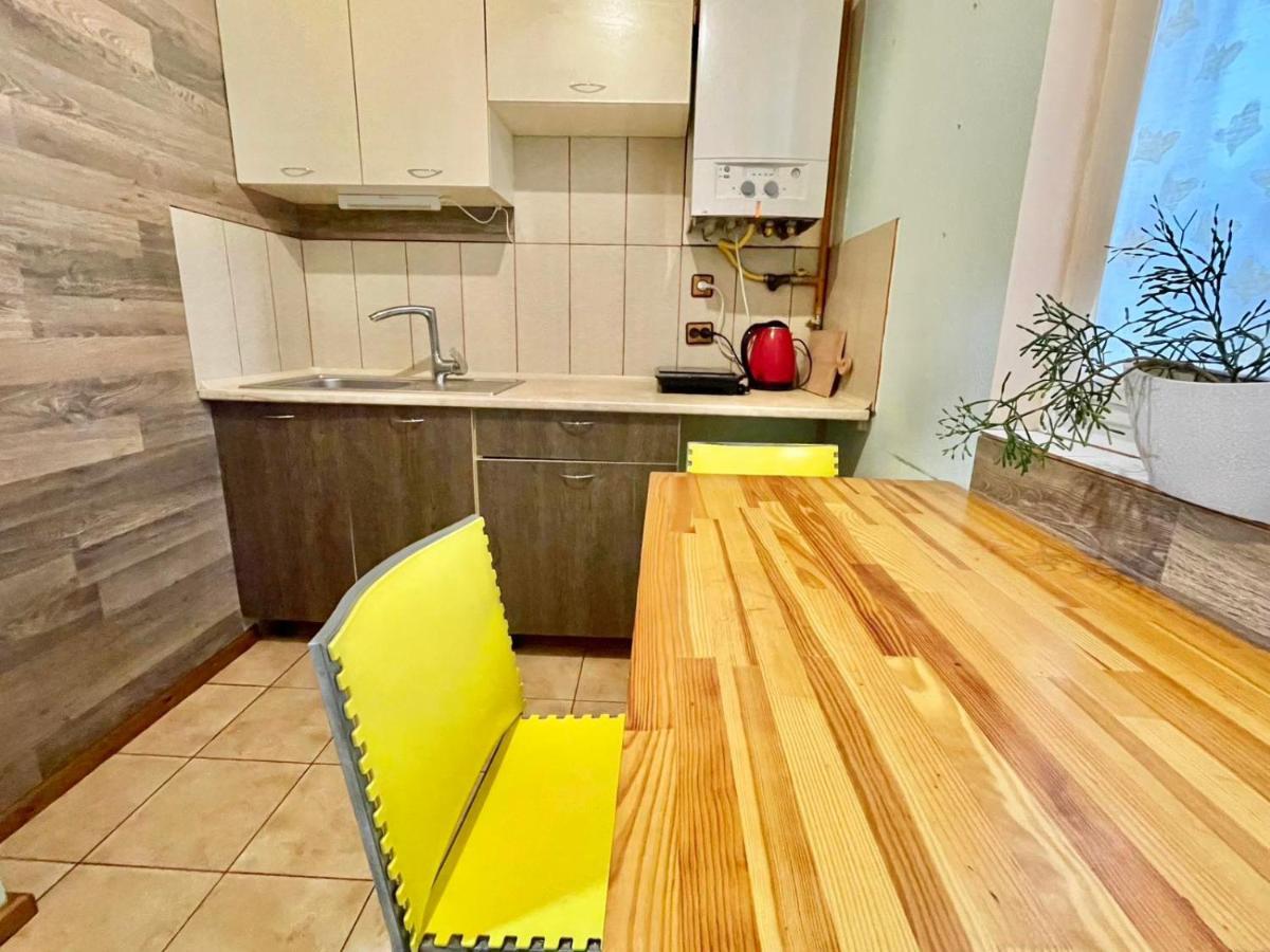 Крехівська 5,Апартаменти В Центрі, Дві Спальні Lwów Zewnętrze zdjęcie